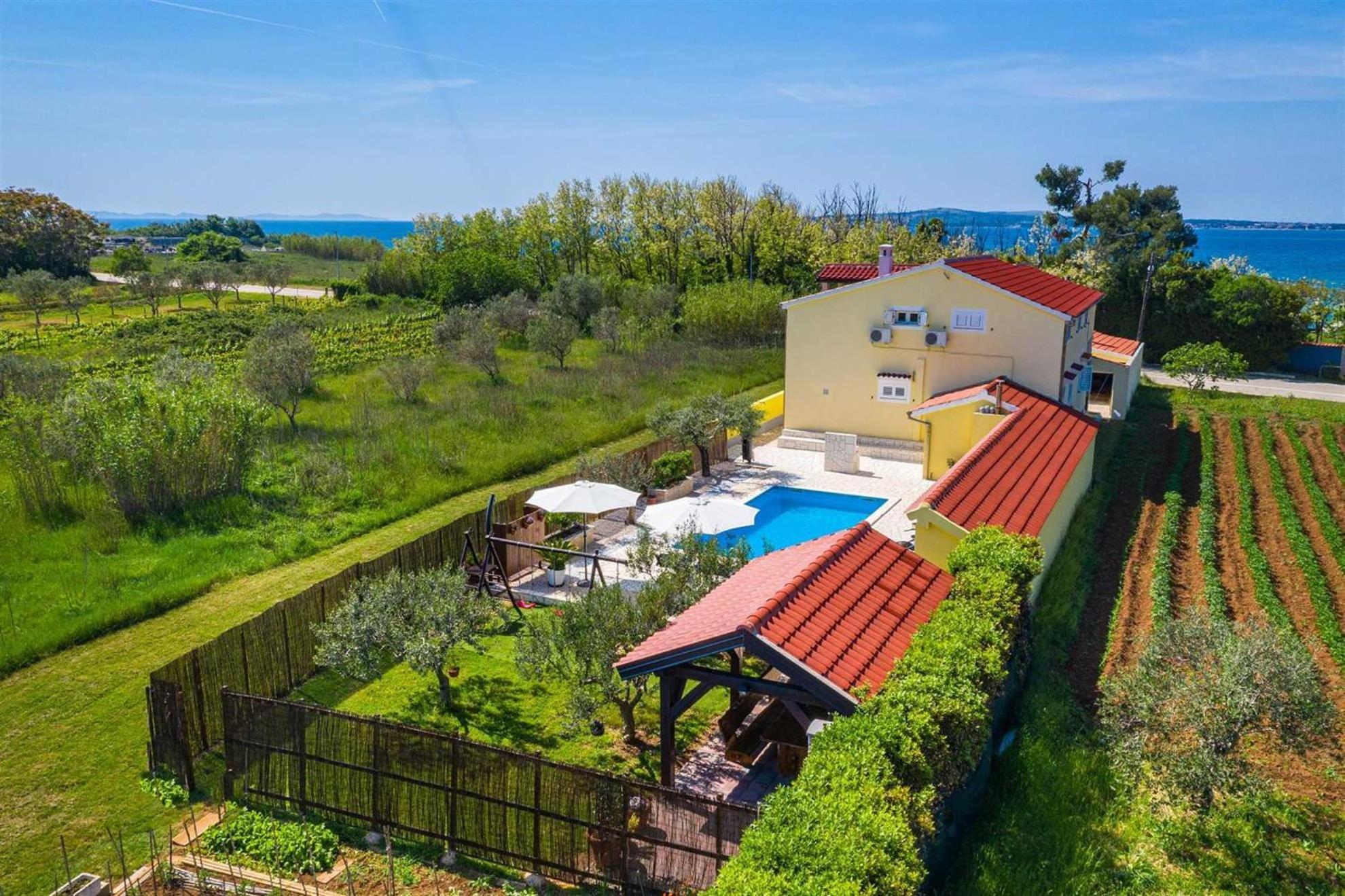 Apartment House Simoni With Pool, Zadar County Privlaka  Εξωτερικό φωτογραφία
