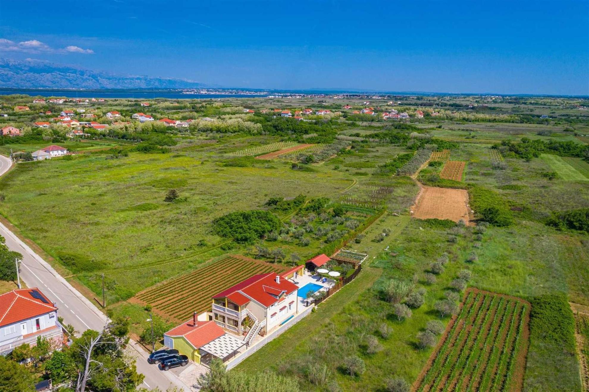 Apartment House Simoni With Pool, Zadar County Privlaka  Εξωτερικό φωτογραφία