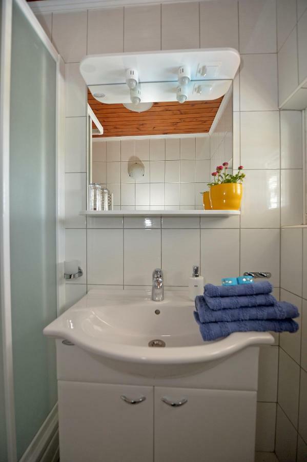 Apartment House Simoni With Pool, Zadar County Privlaka  Εξωτερικό φωτογραφία