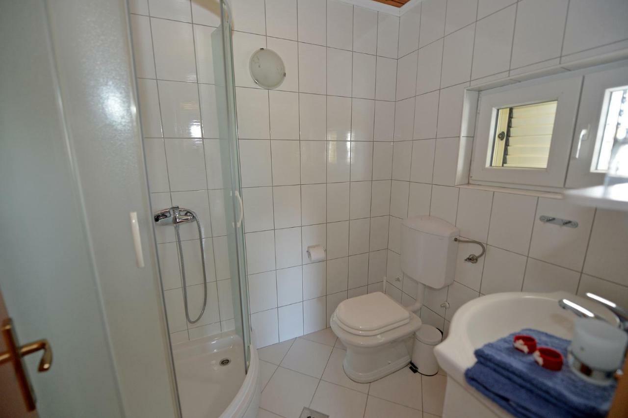 Apartment House Simoni With Pool, Zadar County Privlaka  Εξωτερικό φωτογραφία